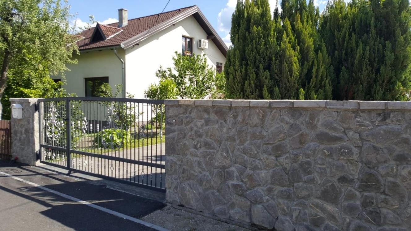 Apartman "Em" Bihac Ngoại thất bức ảnh